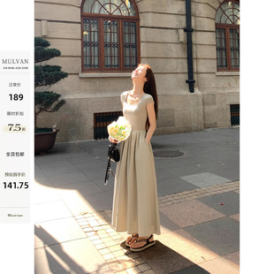 MULVAN 法式方领针织短袖连衣裙女气质收腰显瘦长裙白色裙子