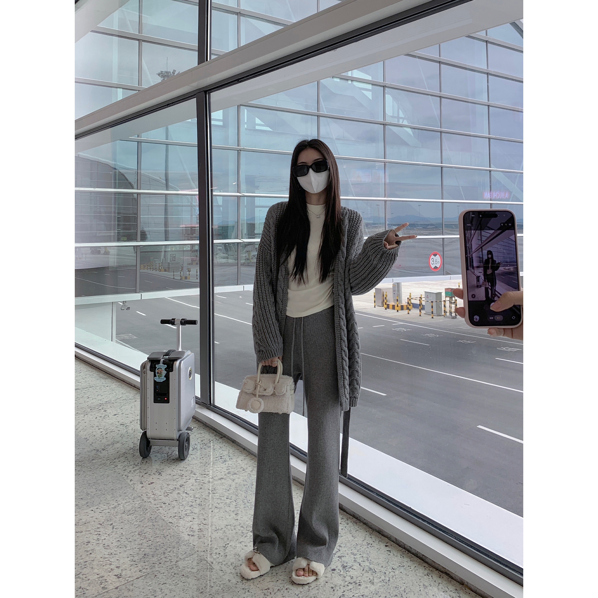 MULVAN【现货6.5折】 都市惬意 高级感粗针麻花开衫女阔腿裤套装