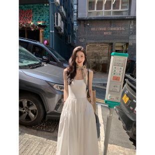 MULVAN 白色拼接针织带胸垫吊带连衣裙女气质长裙 美丽无边女神裙