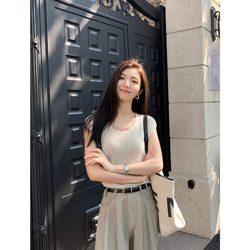天爽亚麻u领针织衫女短袖上衣
