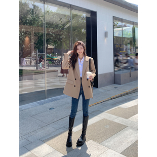 毛呢外套女短款 西装 秋冬双排扣气质呢子大衣 现货5折 MULVAN