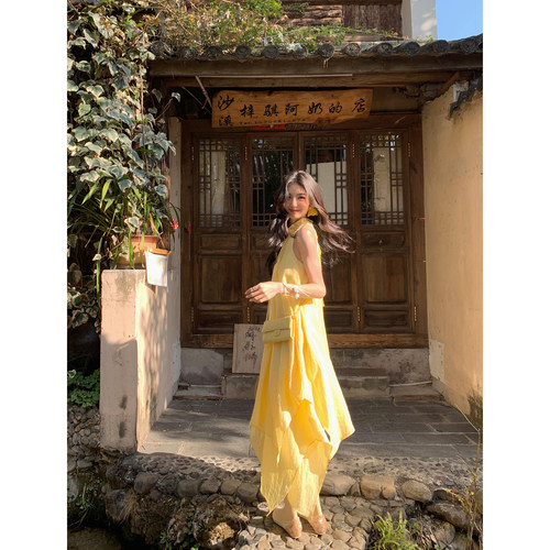 MULVAN Uo好美裙裙 挂脖连衣裙女夏季海边度假风超好看层叠公主裙