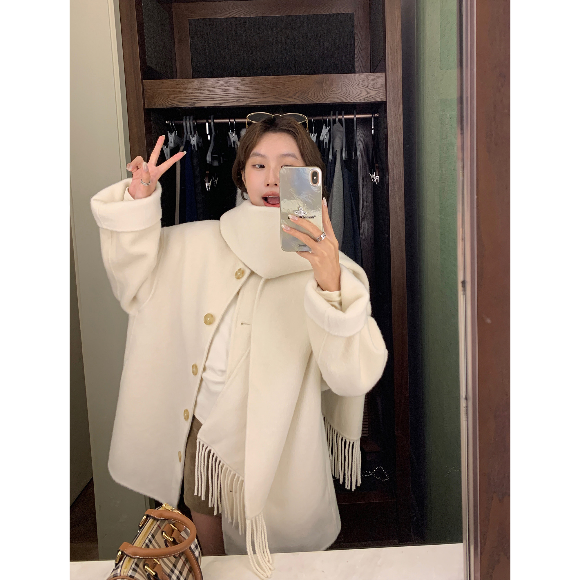 MULVAN 曼尼深秋 配围巾羊毛双面呢外套女高级感宽松气质短款大衣,女装/女士精品,毛呢外套,淘宝优惠券,粉丝福利购,淘宝优惠卷