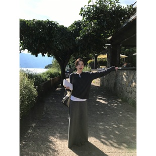 he·滕捣25冬新舒适针织灰色黑色直筒抽绳卫裙半身裙女