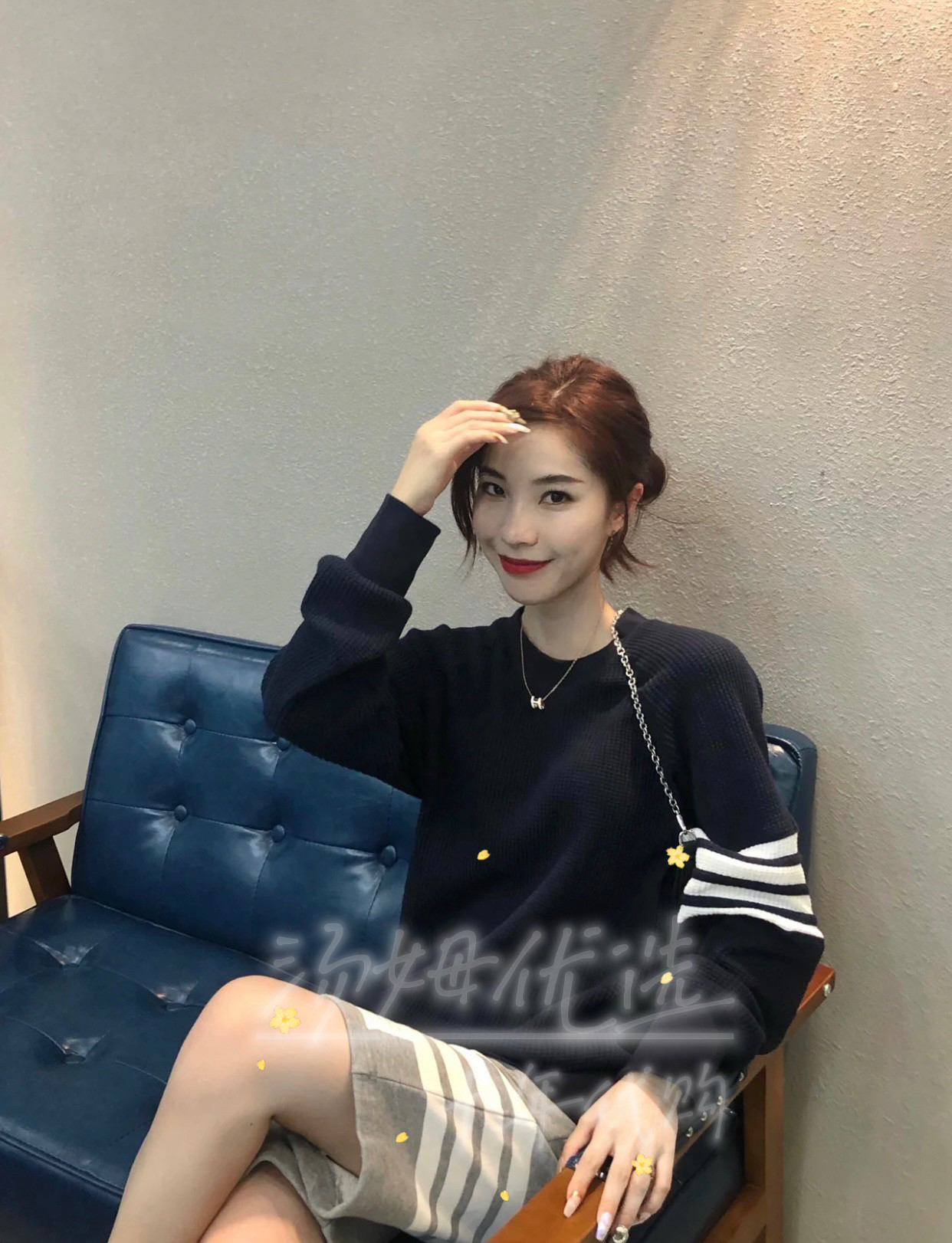 四杠TBBROW休闲圆领套头卫衣