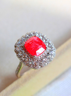 鲜明娇艳的无烧马亨盖热粉色甜美美艳的尖晶石美戒（3.04克拉）