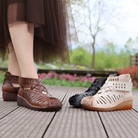 Martens, ретро ботинки на платформе в английском стиле, летние кожаные короткие сапоги, босоножки, мягкая подошва, средний каблук