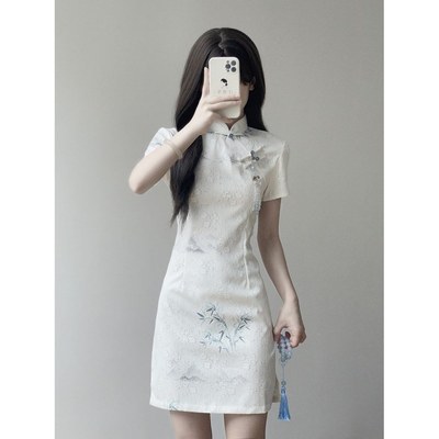 旗袍2025年绝美新中式连衣裙改良少女年轻款小个子日常夏季