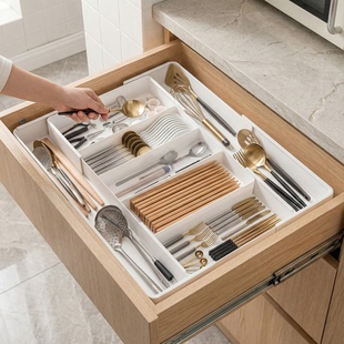 抽屉分格可伸缩收纳盒化妆品内置分隔整理盒餐具筷子勺子厨房置物
