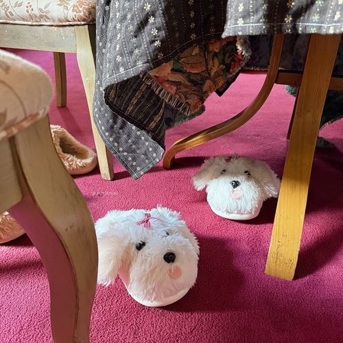 green house * 复古可爱马尔济斯吐舌小狗毛绒保暖防滑家居拖鞋