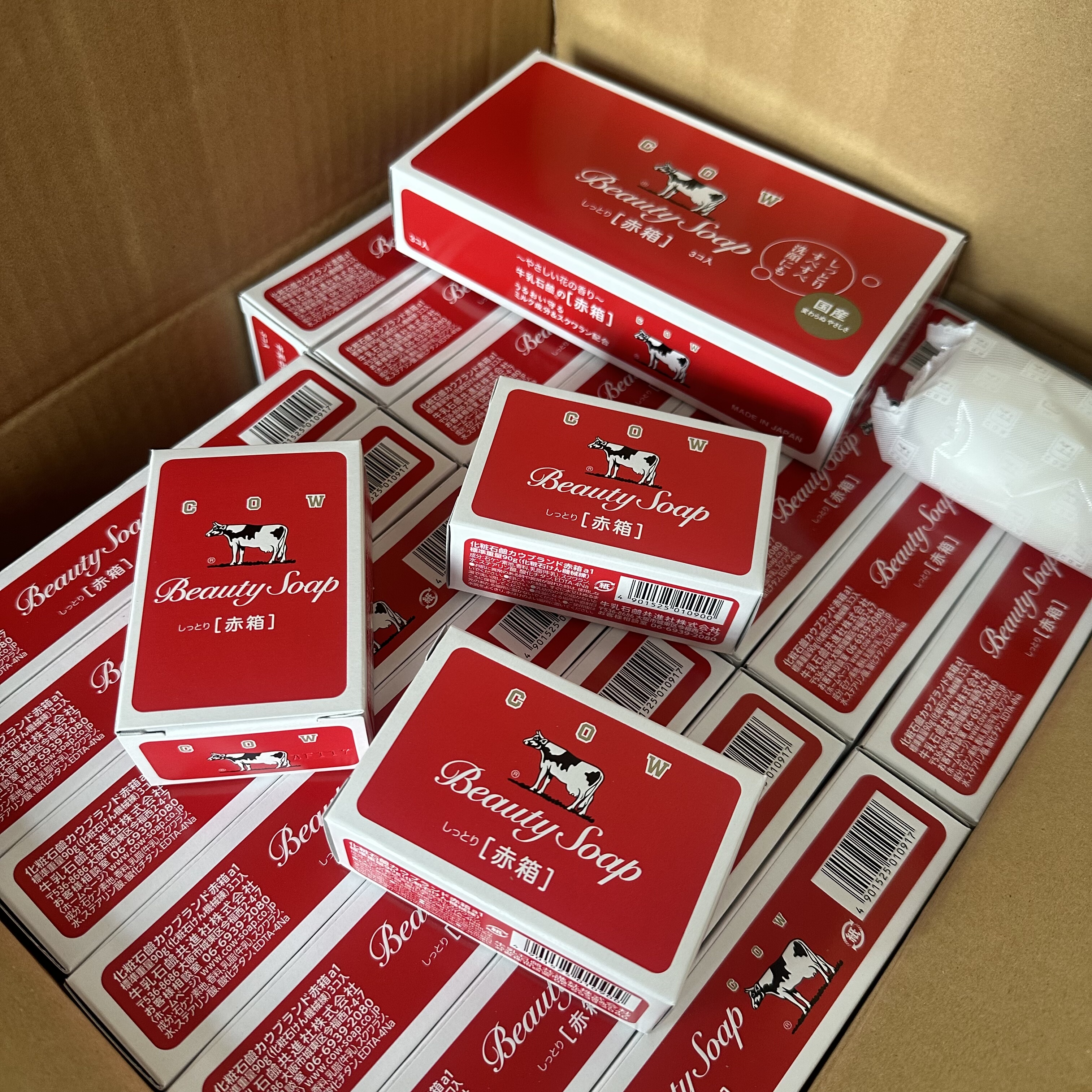 日本原装进口cow牛乳石碱香皂牛奶皂洁面沐浴玫瑰滋润保湿香皂