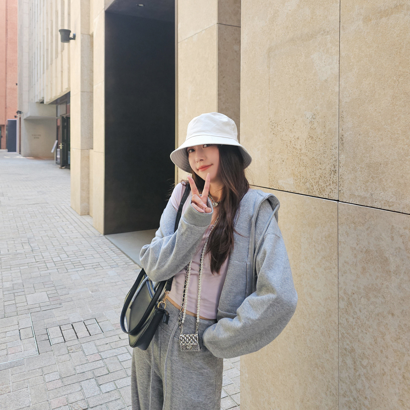 小个子灰色短款卫衣外套女慵懒风