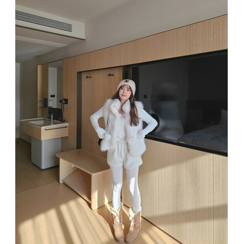 软糯羊羔绒短裤女冬A字休闲靴裤