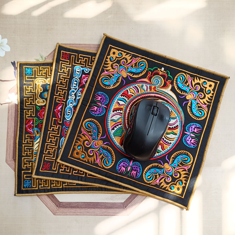 民族风绣花餐垫 中国风刺绣餐垫 绣花杯垫苗族刺绣鼠标垫
