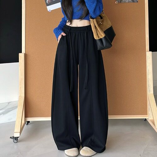 Retro Velvet Curved Pants For Women 2026 High Waist Slimming