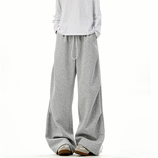 成分：61%棉 P65限价99 39%聚酯纤维 320g 面料 A410 卫裤 K8635