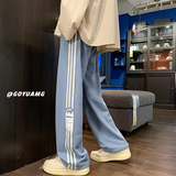 蓝色