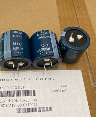 10个=35元 6800UF 50V 日本NIC日电 电解电容器 30*30