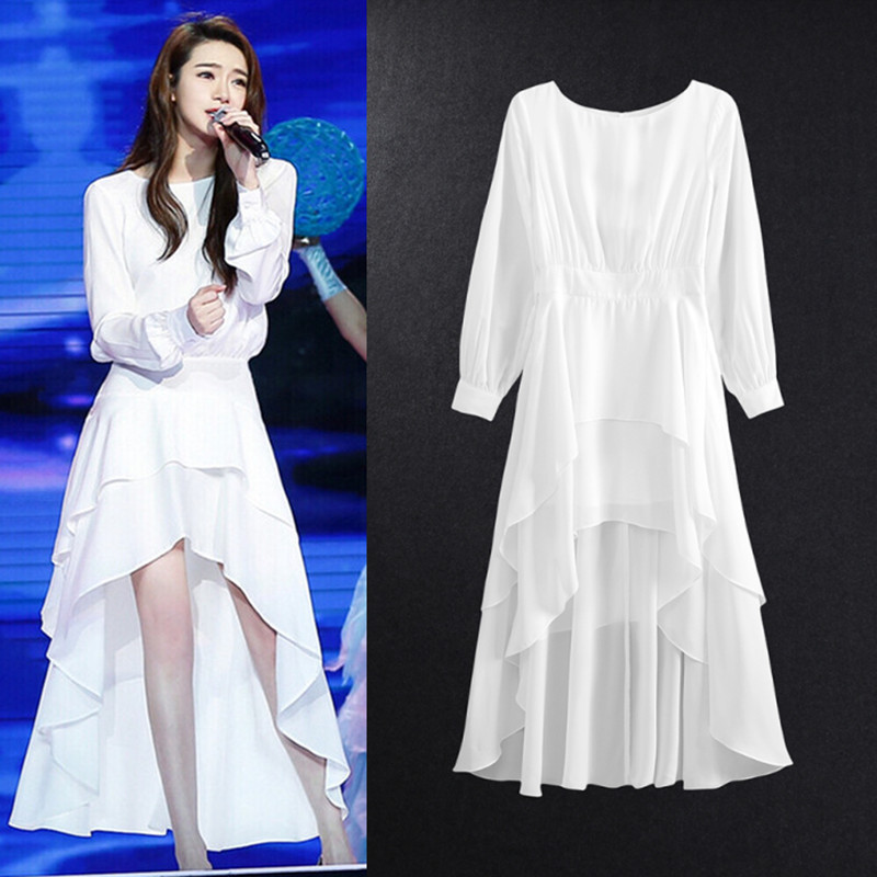 爱情睡醒了 唐嫣 戚薇同款裙子 圆领中长款 高腰 可爱白色