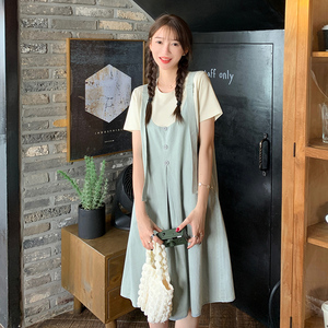 大货已出假两件背带裙8289P115168,雪纺裙怎么搭配西服图片