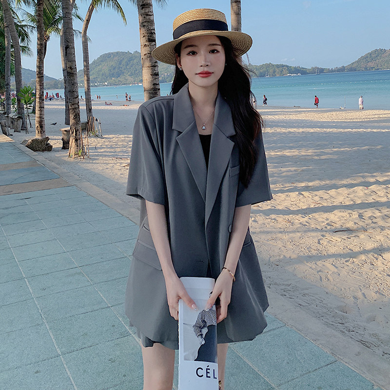 灰色西服外套短裤套装女薄款2023夏新款韩版高级感时尚职业两件套,女装套装/套裙,浙宝265