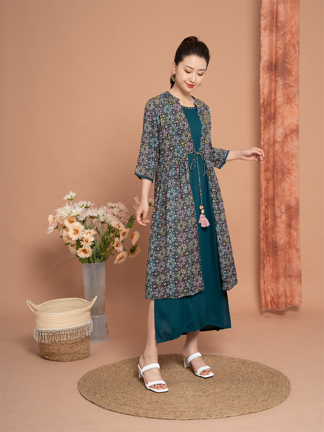 B8-2-4 INDIAN IMPORTED WOMENS GREEN COTTON SILK PRINTED ETHNIC STYLE MID-LENGTH FAKE TWO-PIECE BLOUSE THREE-QUARTER SLEEVES