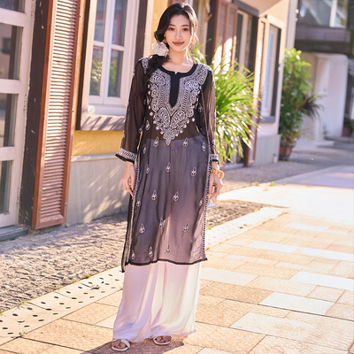 印度服饰进口休闲女民族风小V领刺绣中长款薄款乔其纱黑新品上衣