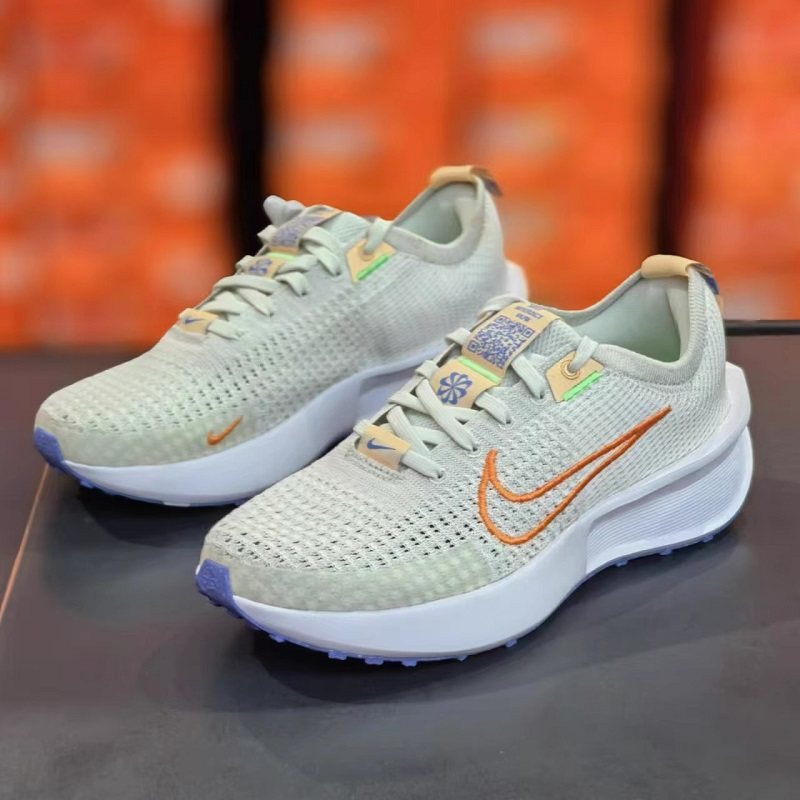 耐克2024新款女子INTERACT RUN运动透气跑步鞋FD2292 001
