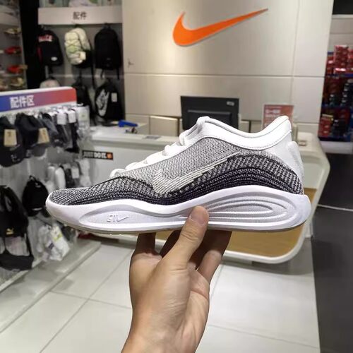 NIKE耐克秋季男子G.T. HUSTLE ACADEMY EP运动篮球鞋FJ7808-100