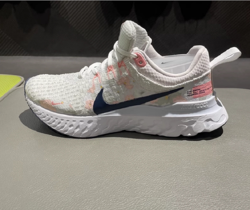 Nike/耐克女子运动跑步鞋