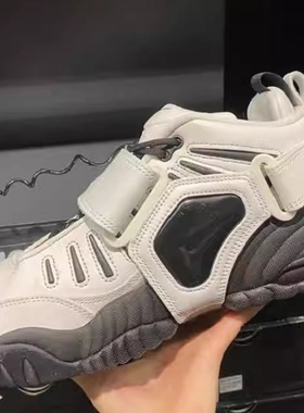 NIKE/耐克运动鞋男女AMBUSH联名款防滑减震低帮篮球鞋 DM8465-001