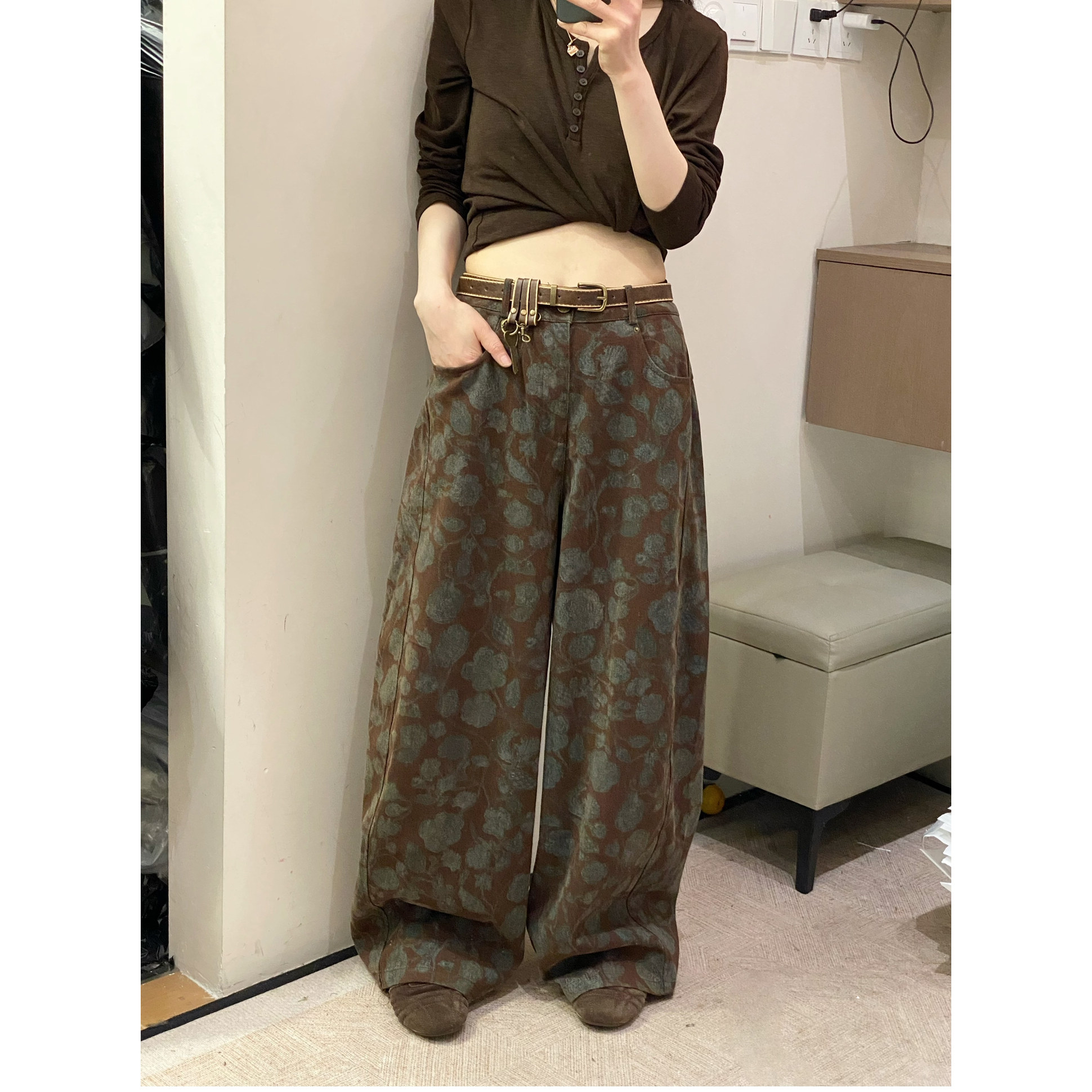 宽松复古印花阔腿牛仔裤女欧洲站2026秋季新款欧货女休闲直筒裤