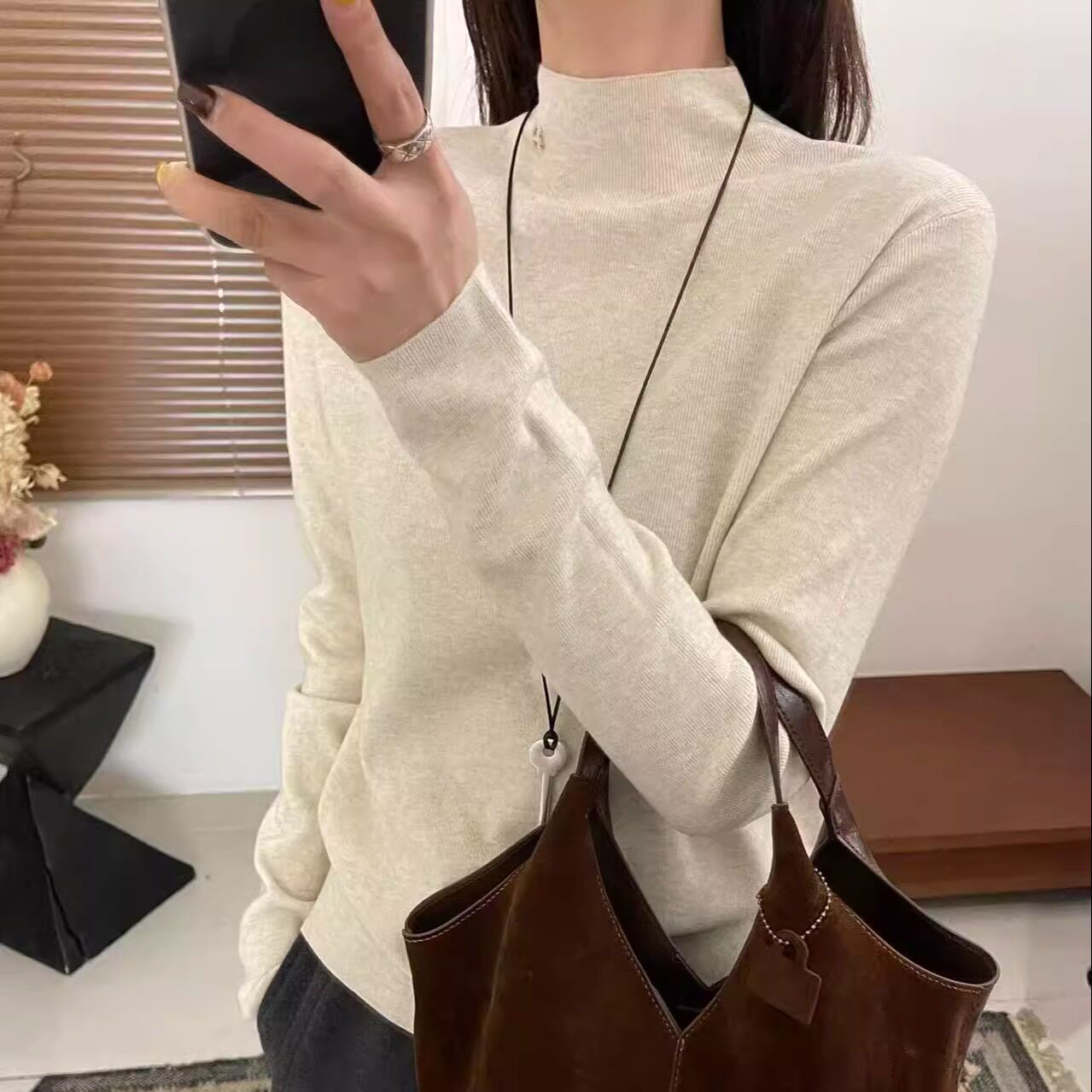 欧洲站2025秋冬新款欧货女潮纯色百搭休闲立领打底套头羊毛针织衫