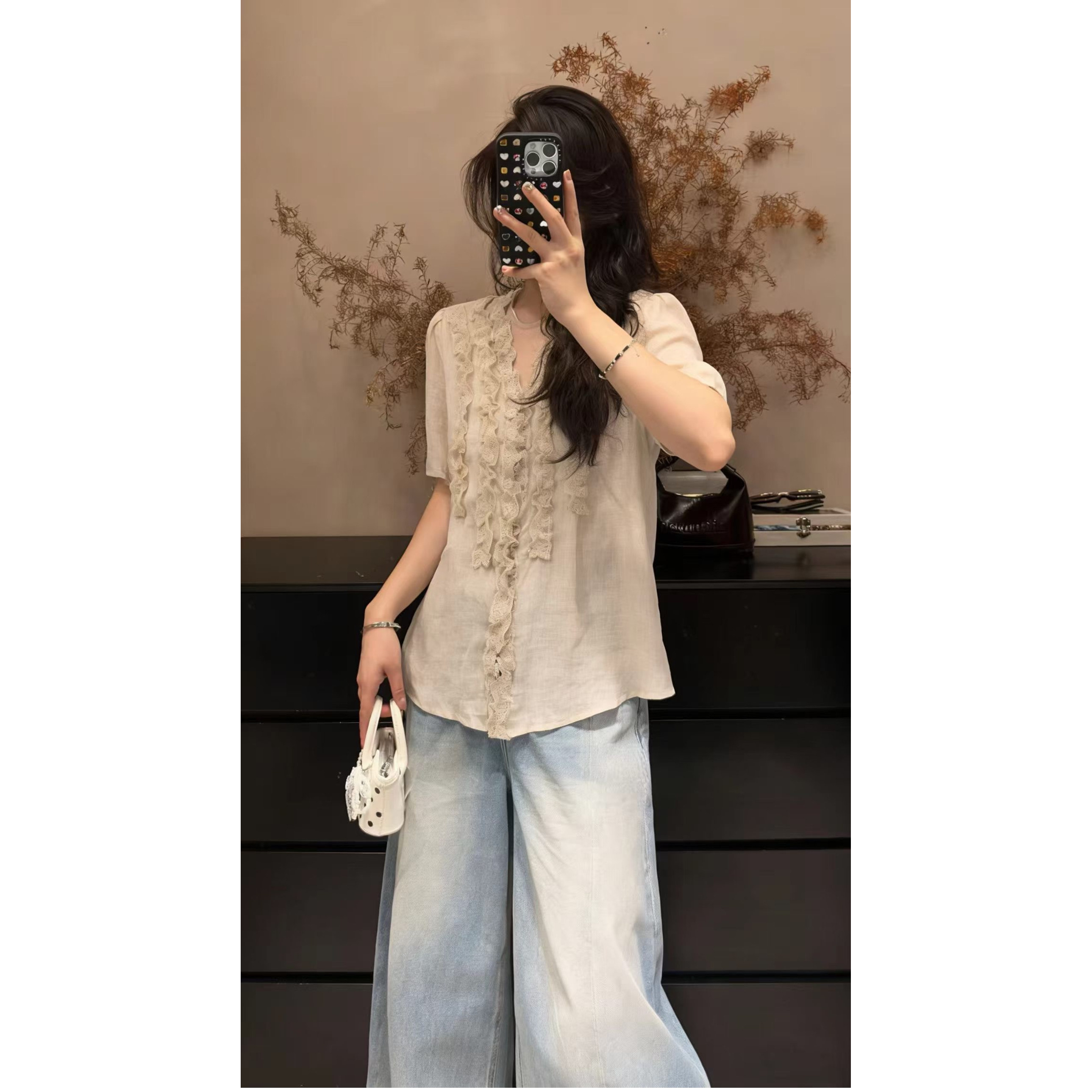 欧洲站2026夏季新款女潮时尚洋气木耳边V领套头短袖苎麻衬衫小衫