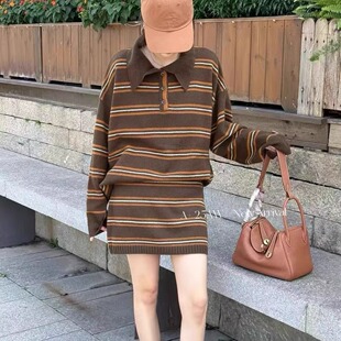欧洲站2025秋冬新款欧货女潮POLO领撞色条纹羊毛针织衫+短裙套装