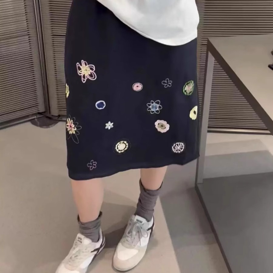欧洲站2025夏季新款欧货女潮时尚重工花朵刺绣高腰开叉短裙半身裙