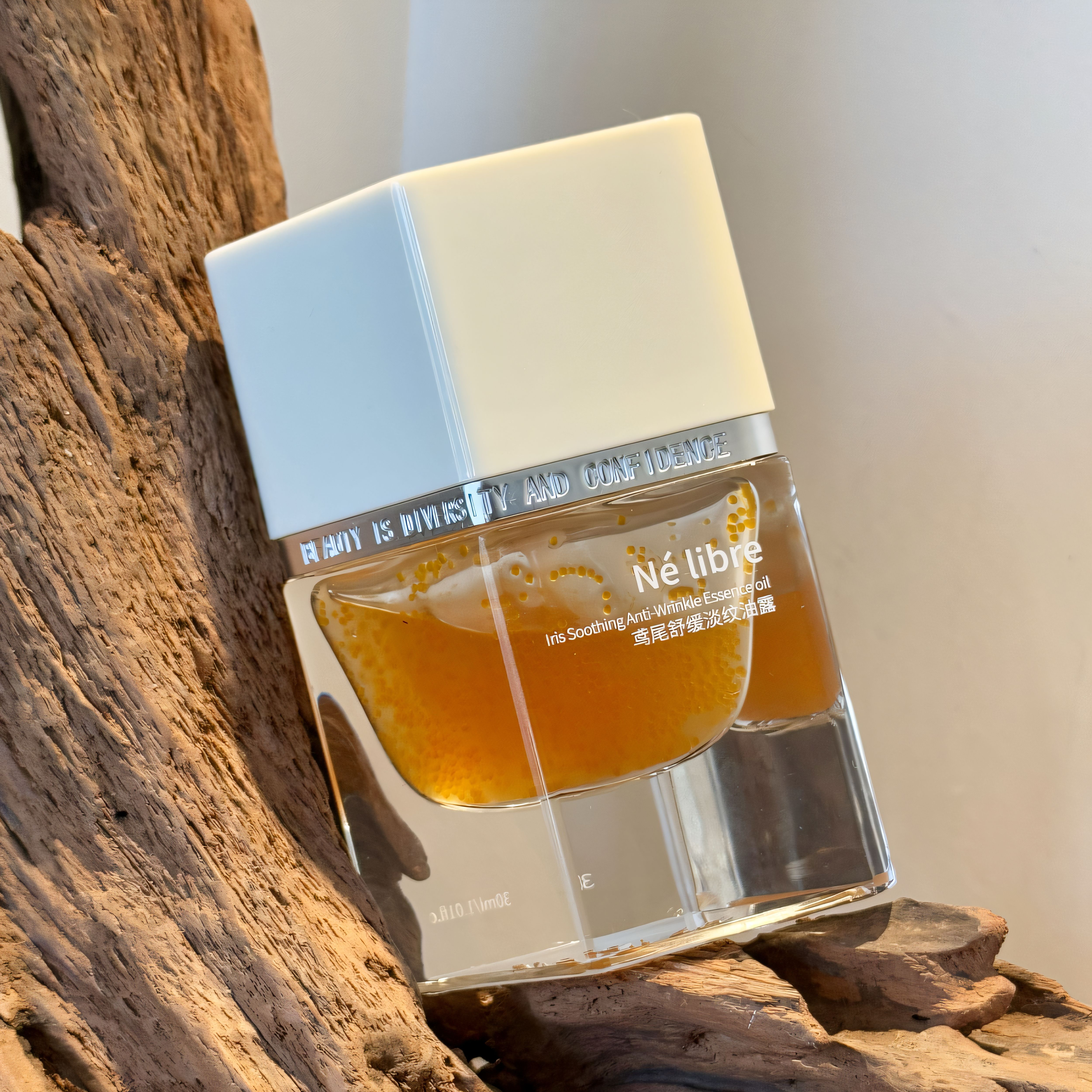 液态绷带油 把皱纹叠进分子迷宫！Nélibre利泊鸢尾紧致淡纹油露