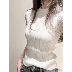 高智感白色圆领坑条短袖 女夏新款 修身 显瘦气质百搭辣妹上衣 针织衫