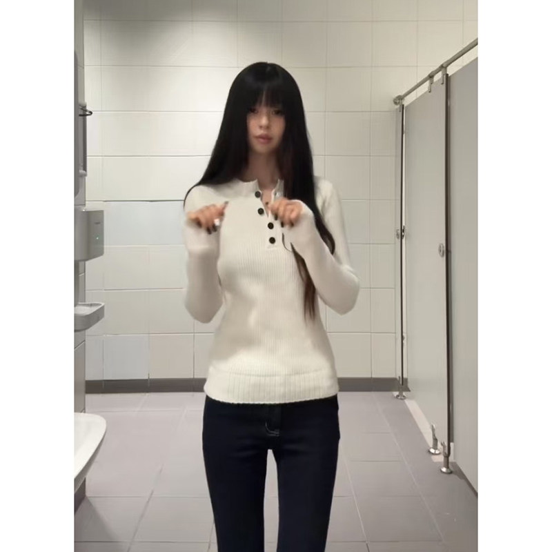 古着感白色亨利领针织毛衣女秋冬新款修身显瘦小众绝美软糯上衣服