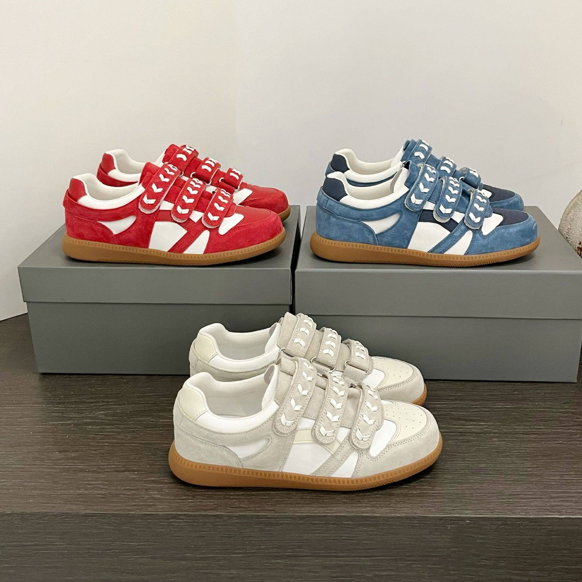 魔术贴翘头德训鞋女2026年春季新款磨砂真皮复古百搭平底休闲板鞋,女鞋,时尚休闲鞋,淘宝优惠券,粉丝福利购,淘宝优惠卷