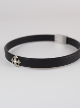 细款极简小choker定制罗心装饰钉船锚夏季新品鸢尾花菊花钉项圈