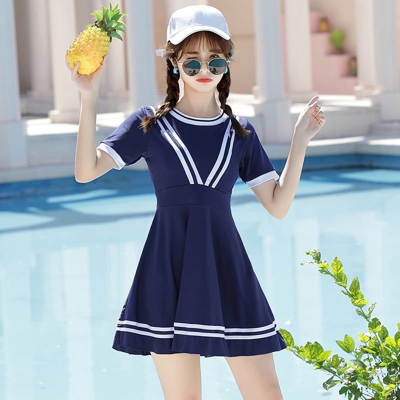泳衣女2025新款性感保守遮肚显瘦分体式游泳衣大码学生泡温泉泳装