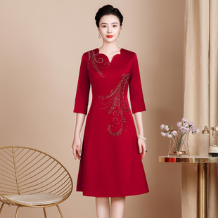 中年喜婆婆婚礼敬酒显瘦气质连衣裙 婚宴礼服钉珠时尚 春夏季 妈妈装