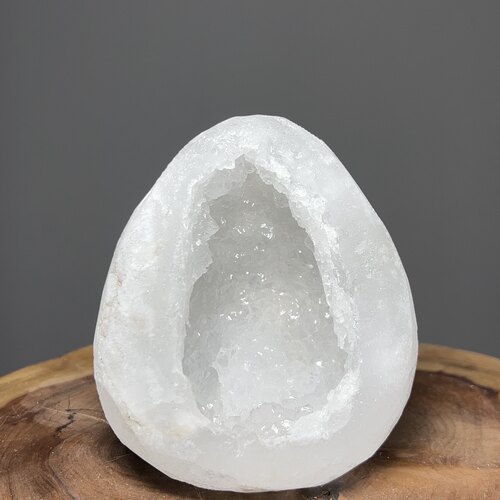 天然白水晶洞原石原矿消磁碗净化