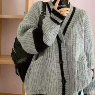 大码 上衣 慵懒学院风毛衣外套女秋冬胖妹妹宽松条纹中长款 针织开衫