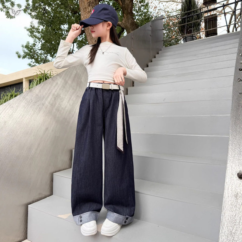 女童牛仔裤2026年春新款中大童撞色脚口阔腿裤修身直筒裤春秋长裤