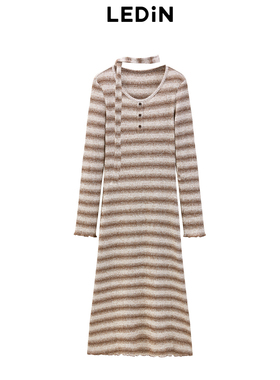 【商场同款】乐町显瘦休闲连衣裙冬季新款条纹长裙C2FAE4223