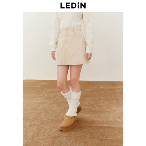 蝴蝶结绣花 灯芯绒A版