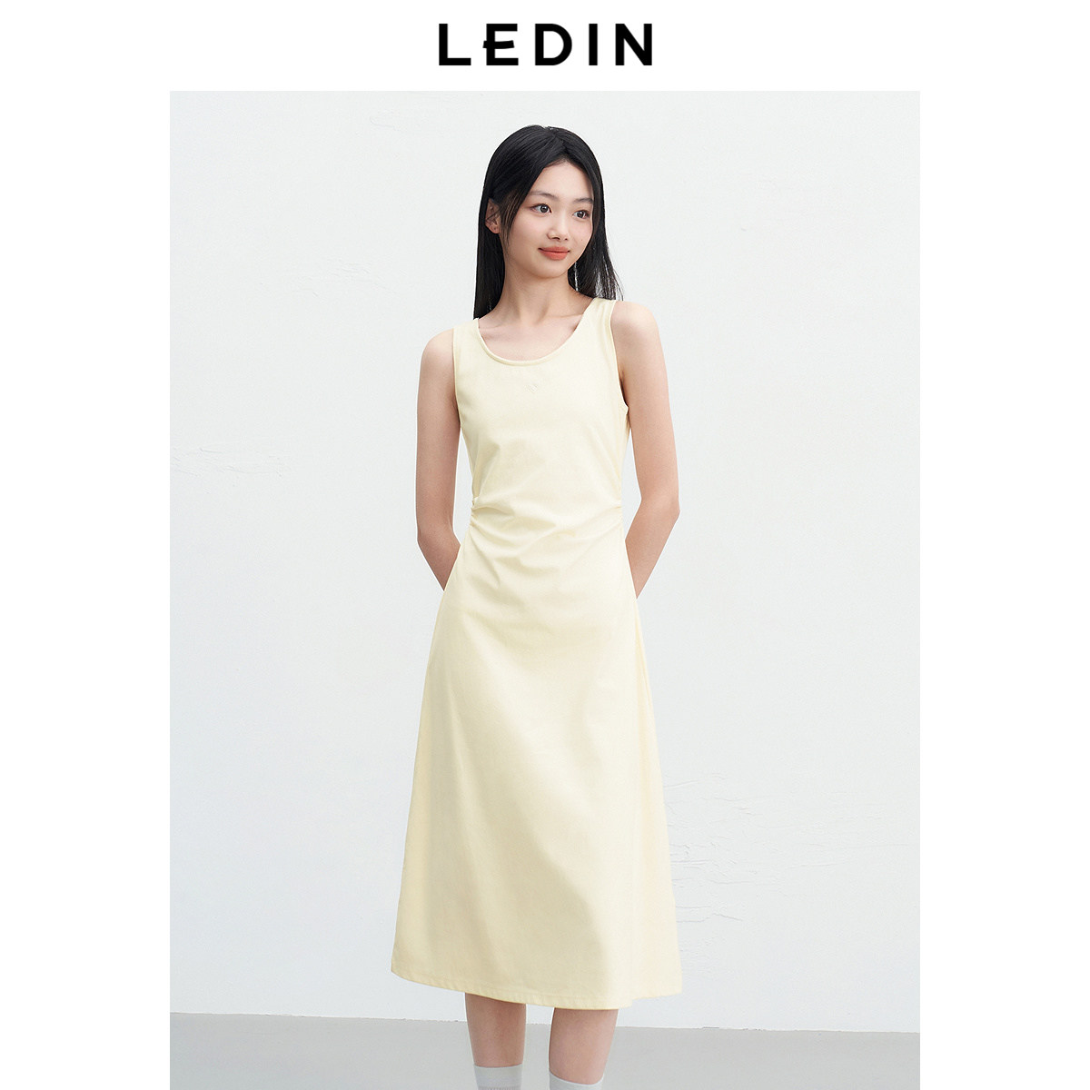 乐町无袖长款针织连衣裙女2025年夏季新款简约开叉韩系通勤裙子