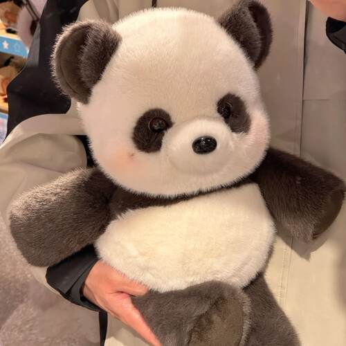 爆款跑跑小熊猫公仔女生房间陪伴玩偶毛绒玩具抱枕生日礼物送儿童